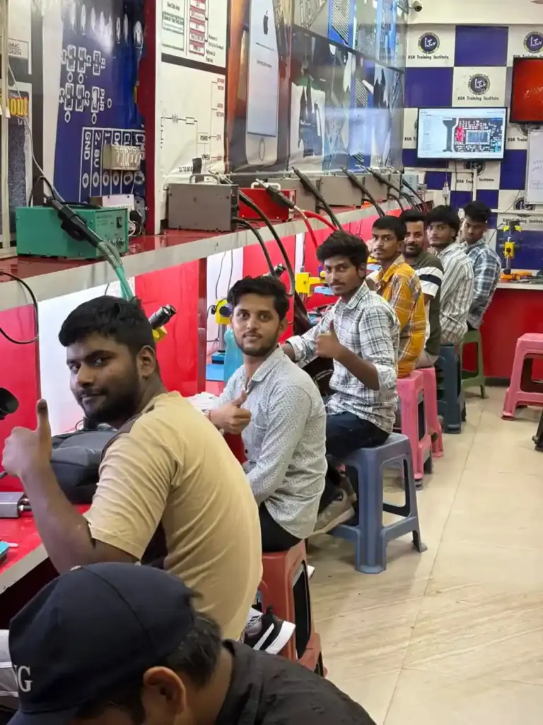 mobile repairing training institute